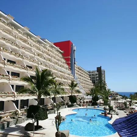 Livvo & Aquapark Hotel