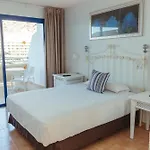 Livvo & Aquapark Отель 3*