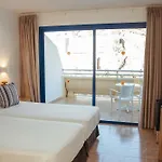 Livvo & Aquapark Отель