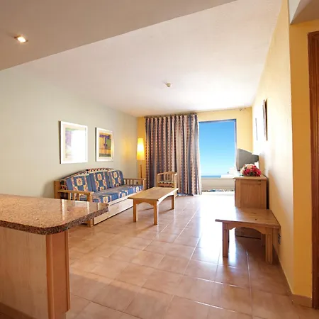 Livvo & Aquapark 3*
