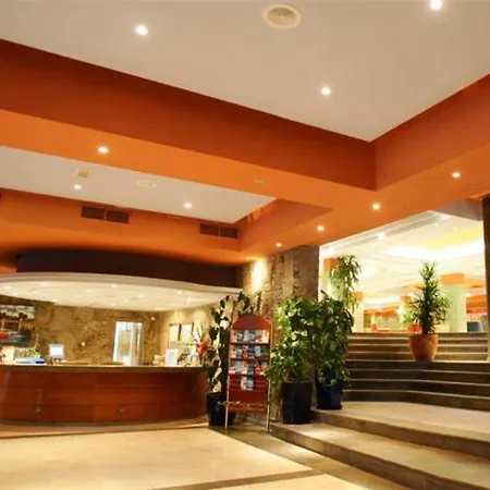 Livvo & Aquapark 3*