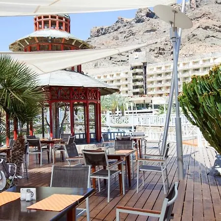 Livvo & Aquapark Hotel Taurito