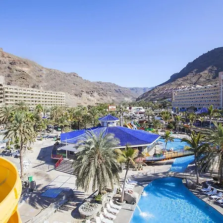Hotel Livvo & Aquapark