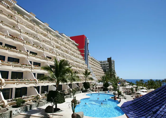 Livvo & Aquapark Hotel