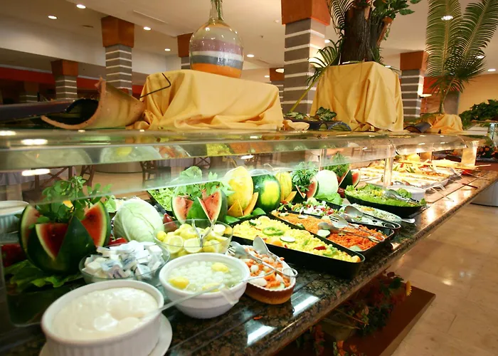 Livvo & Aquapark 3* Taurito