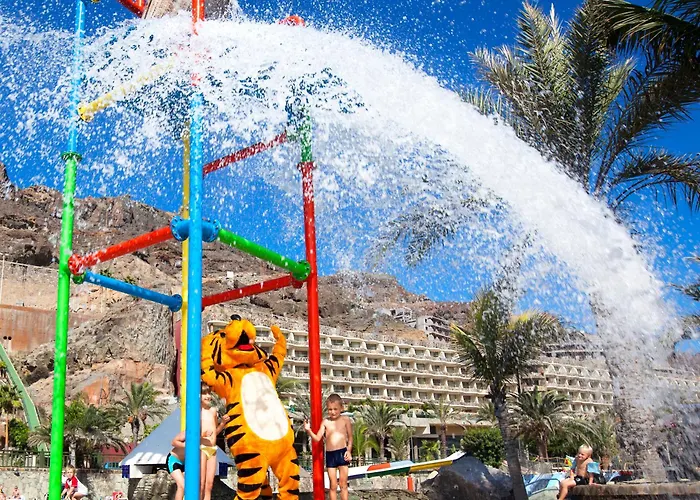 Hotel Livvo & Aquapark 3*