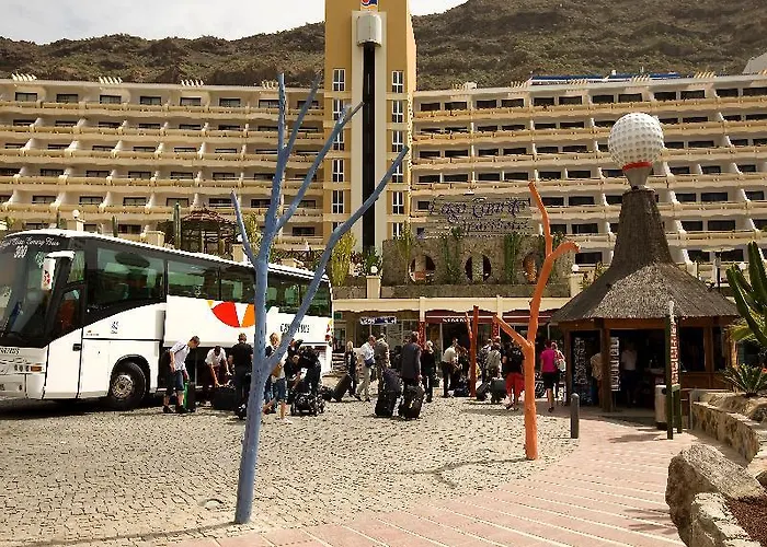 Livvo & Aquapark Hotel