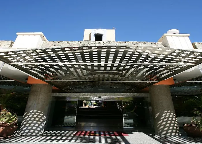 Livvo & Aquapark 3* Taurito