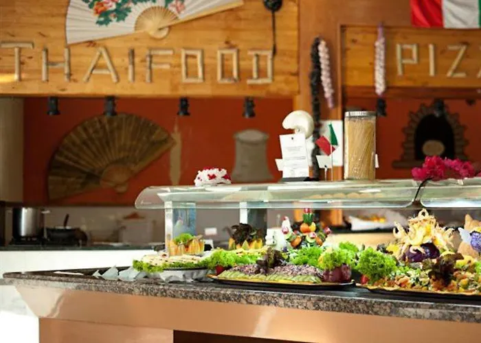 Livvo & Aquapark 3* Taurito