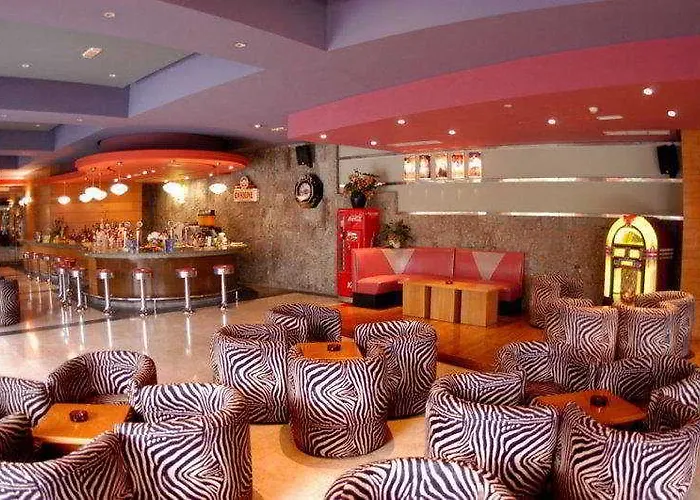 Livvo & Aquapark 3* Taurito