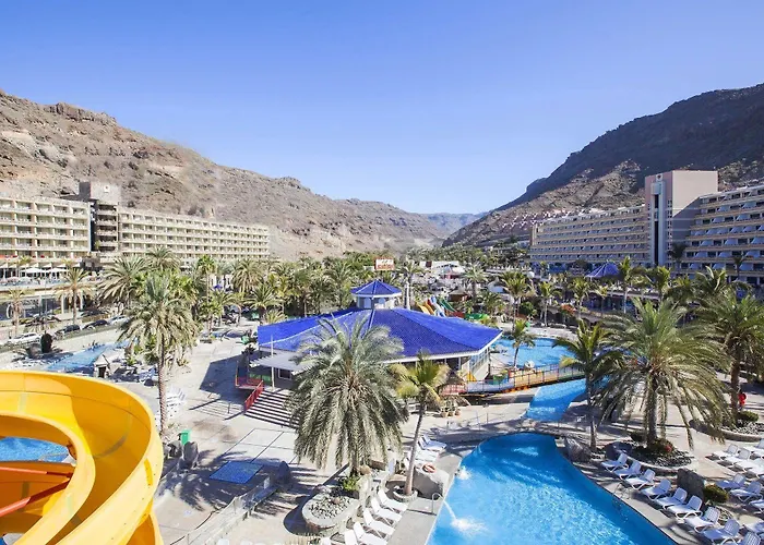 Hotel Livvo & Aquapark